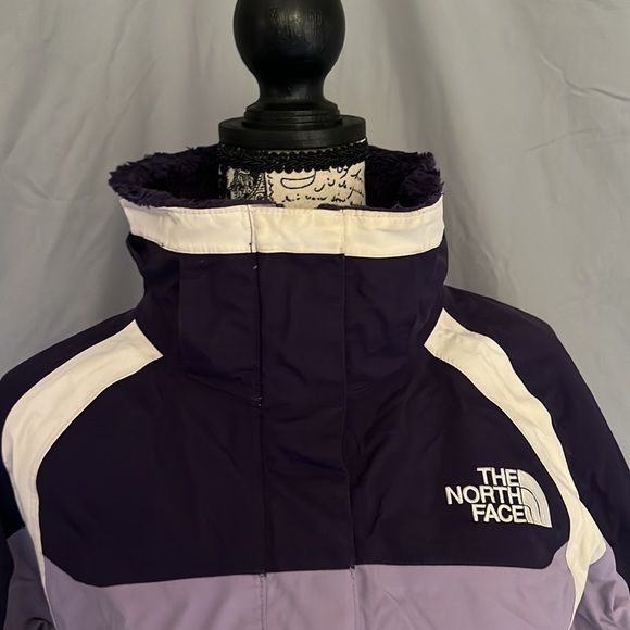 The North Face womens jacket M - Picture 3 of 9